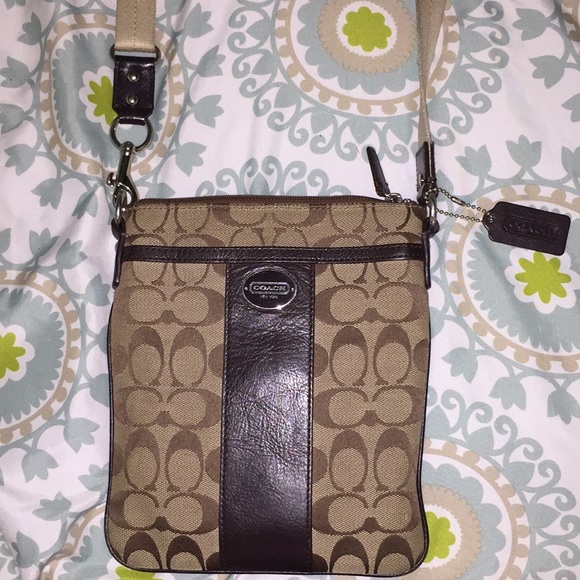 Coach Crossbody Bag - Picture 5 of 5